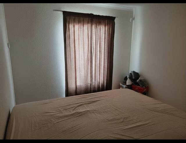 3 BEDROOM HOUSE FOR SALE IN STRETFORD